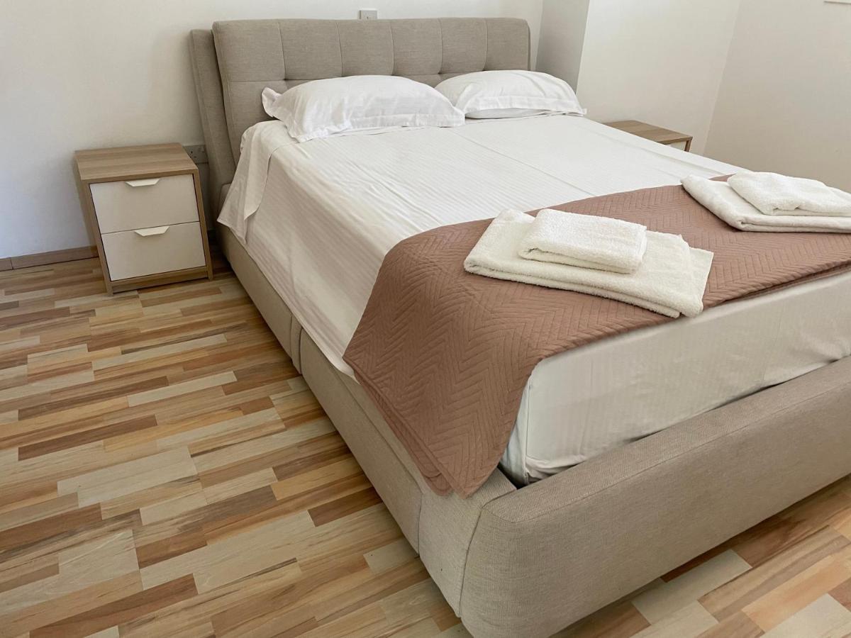Modern Luxury Apartment In The Heart Of نيقوسيا المظهر الخارجي الصورة
