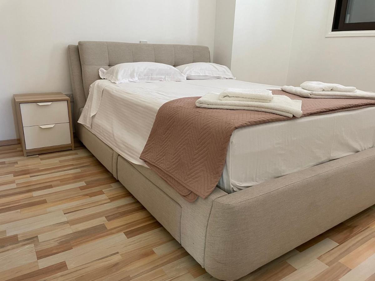 Modern Luxury Apartment In The Heart Of نيقوسيا المظهر الخارجي الصورة